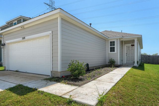 13216 Desert Orchid DR, Buda, TX 78610