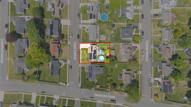 93 Lloyd Avenue, North Babylon, NY 11703