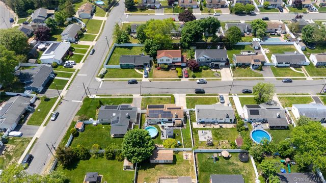 93 Lloyd Avenue, North Babylon, NY 11703