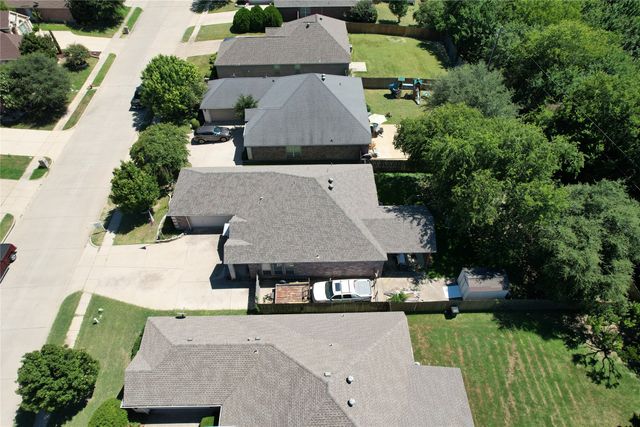 1751 Ridgemar Drive, Grand Prairie, TX 75051