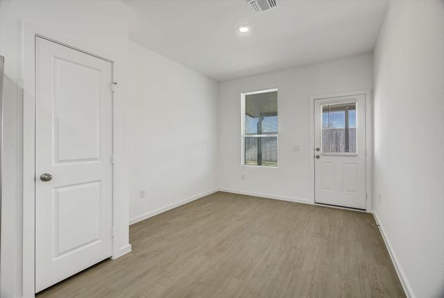 519 Louis Lane, Baytown, TX 77523