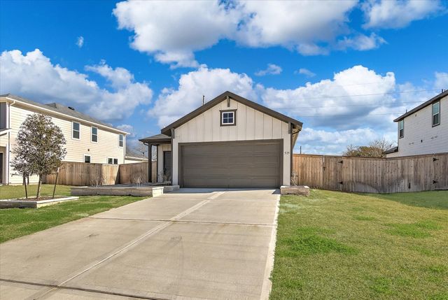 519 Louis Lane, Baytown, TX 77523