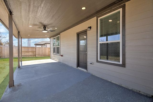 519 Louis Lane, Baytown, TX 77523