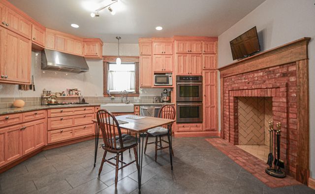 166 E 43rd Street, Covington, KY 41015