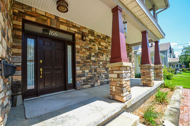 166 E 43rd Street, Covington, KY 41015