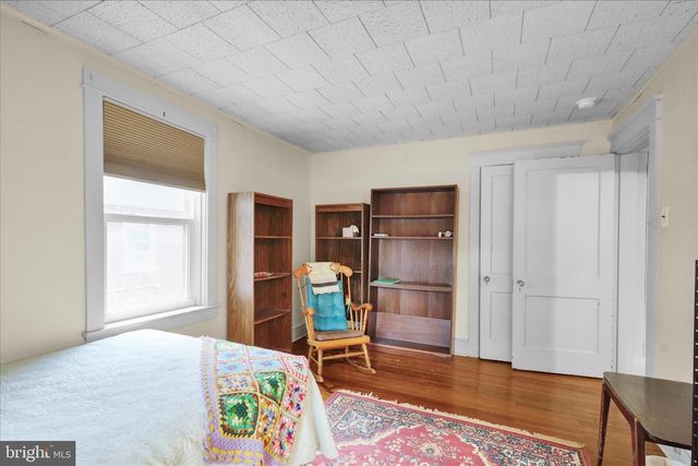 802 RACE AVE, Lancaster, PA 17603