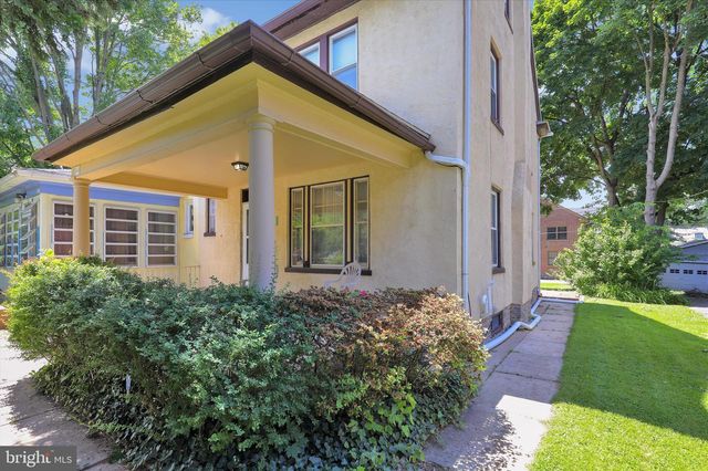 802 RACE AVE, Lancaster, PA 17603