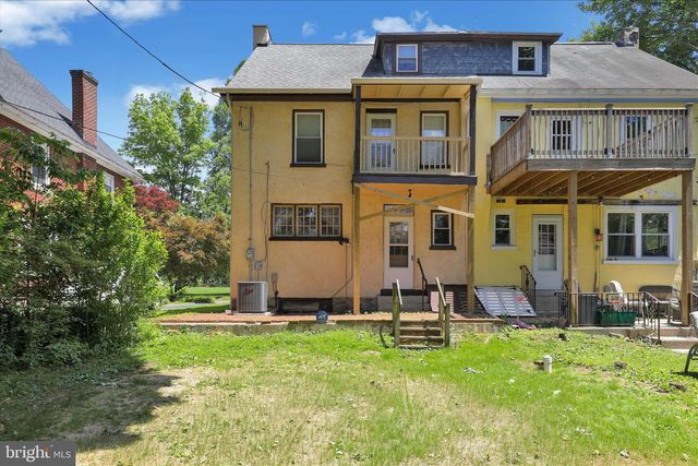 802 RACE AVE, Lancaster, PA 17603