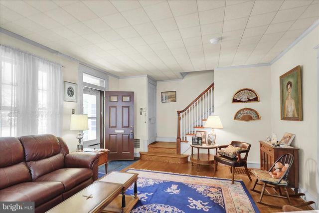 802 RACE AVE, Lancaster, PA 17603