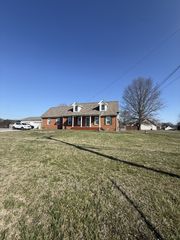 508 Veterans Pkwy, Murfreesboro, TN 37128