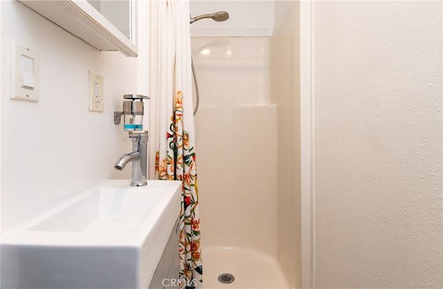 1230 Fraser, Los Angeles, CA 90022