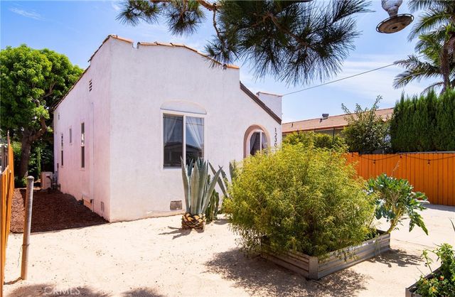 1230 Fraser, Los Angeles, CA 90022