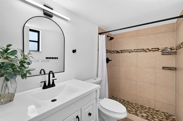 899 SE 2nd Ave 220, Deerfield Beach, FL 33441