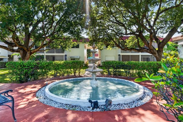 899 SE 2nd Ave 220, Deerfield Beach, FL 33441