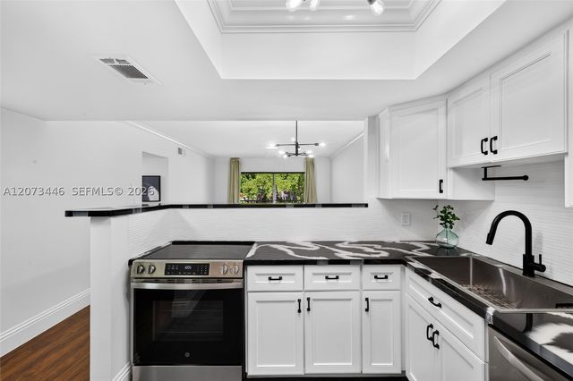 899 SE 2nd Ave 220, Deerfield Beach, FL 33441