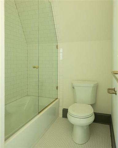 4810 W 69th Terrace, Prairie Village, KS 66208