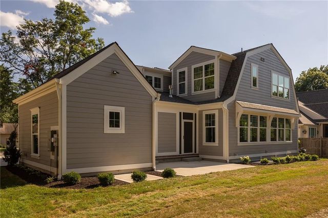 4810 W 69th Terrace, Prairie Village, KS 66208