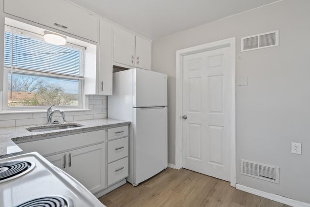 2343 N Volutsia St, Wichita, KS 67219