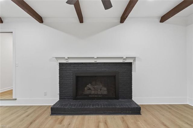914 Etna DR, Newport News, VA 23608