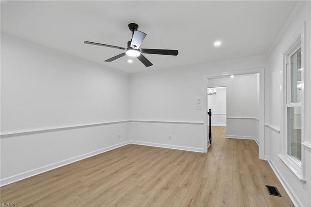 914 Etna DR, Newport News, VA 23608