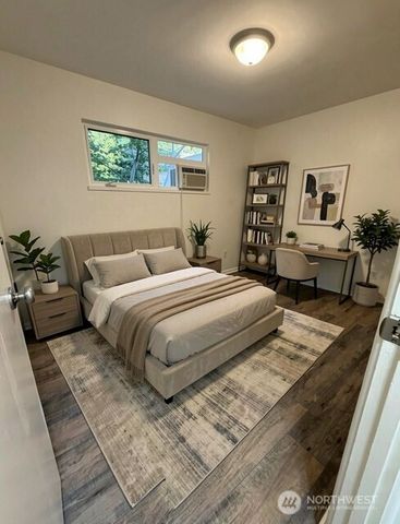 8907 Beacon Avenue S, Seattle, WA 98118