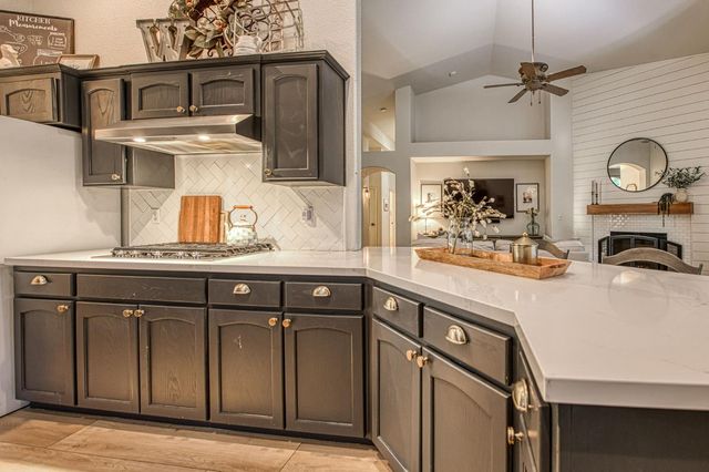 9540 N Winery Avenue, Fresno, CA 93720