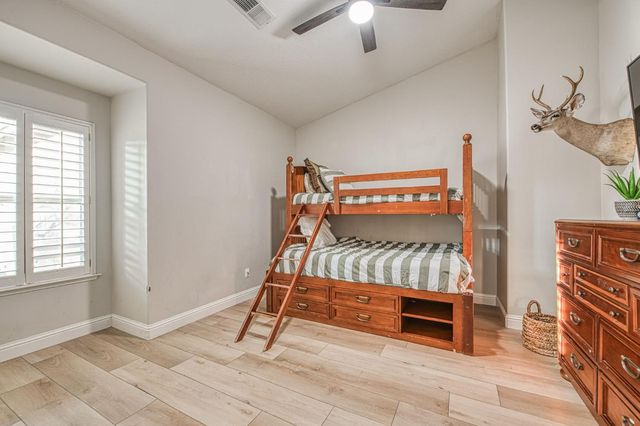 9540 N Winery Avenue, Fresno, CA 93720