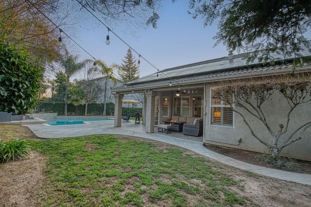 9540 N Winery Avenue, Fresno, CA 93720