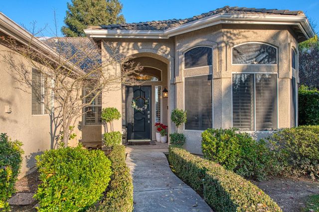 9540 N Winery Avenue, Fresno, CA 93720