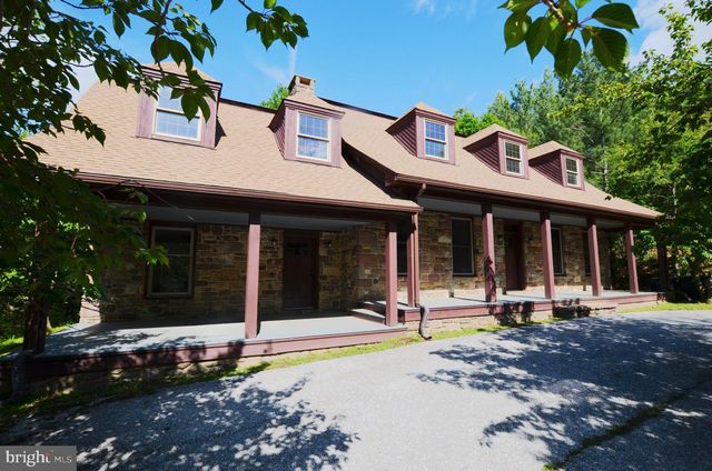 3414 TRONE RD, Glenville, PA 17329