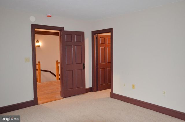 3414 TRONE RD, Glenville, PA 17329