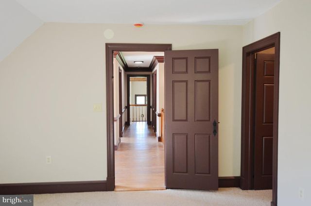 3414 TRONE RD, Glenville, PA 17329