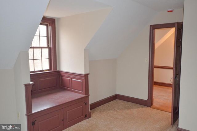 3414 TRONE RD, Glenville, PA 17329