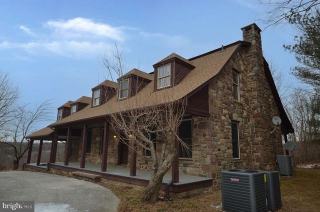 3414 TRONE RD, Glenville, PA 17329