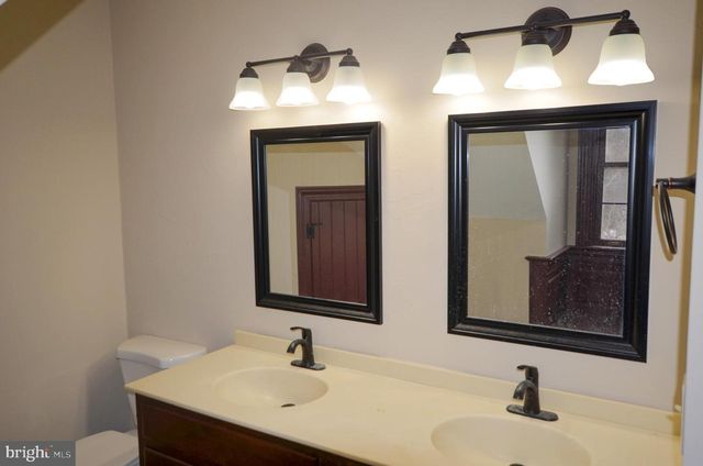 3414 TRONE RD, Glenville, PA 17329