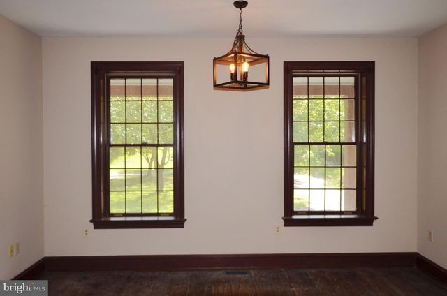 3414 TRONE RD, Glenville, PA 17329