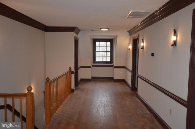 3414 TRONE RD, Glenville, PA 17329