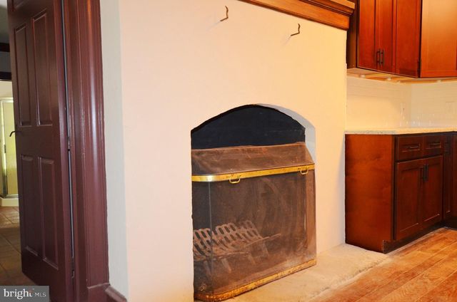 3414 TRONE RD, Glenville, PA 17329
