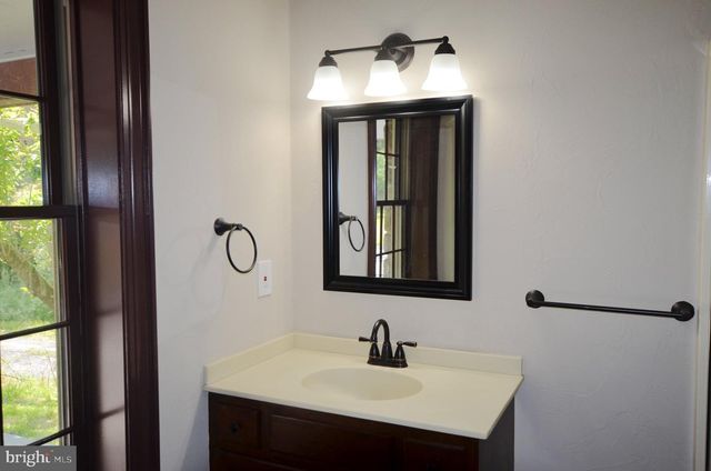 3414 TRONE RD, Glenville, PA 17329