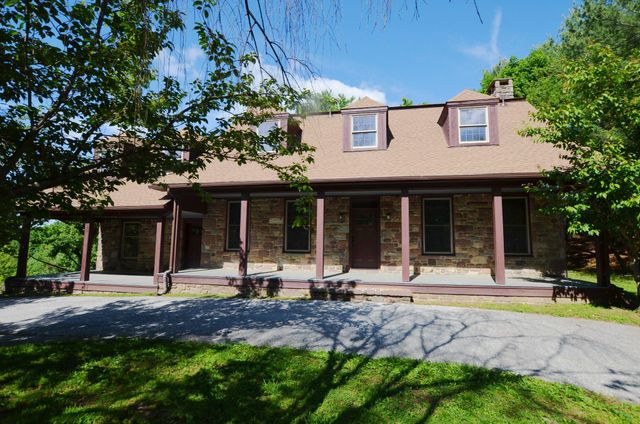 3414 TRONE RD, Glenville, PA 17329