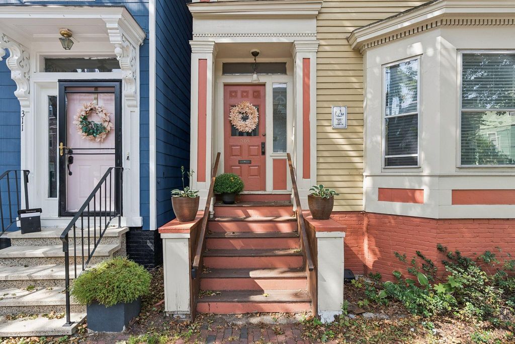 309 Spring Street 2, Portland, ME 04102 — photo 2