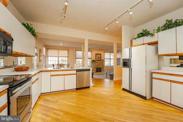 115 FORREST HILLS DR, Voorhees, NJ 08043