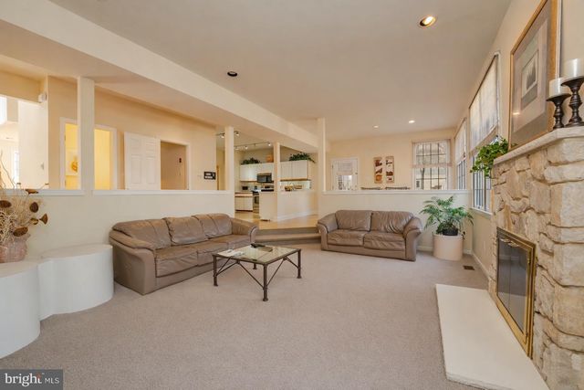 115 FORREST HILLS DR, Voorhees, NJ 08043