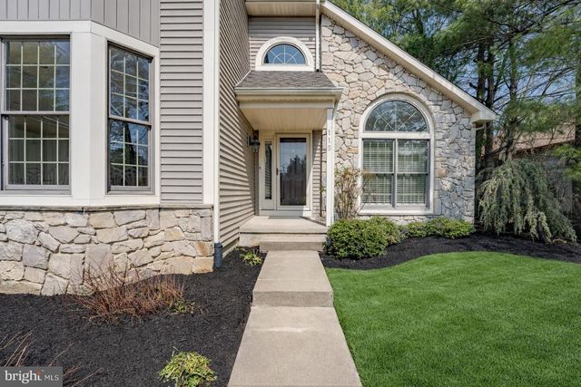 115 FORREST HILLS DR, Voorhees, NJ 08043