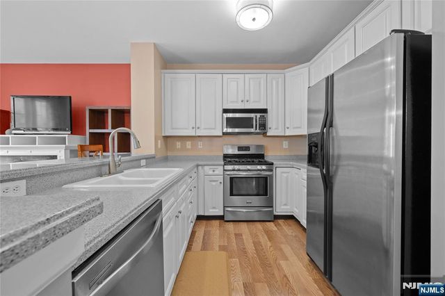 214 Riverwalk Way L125, Clifton, NJ 07014
