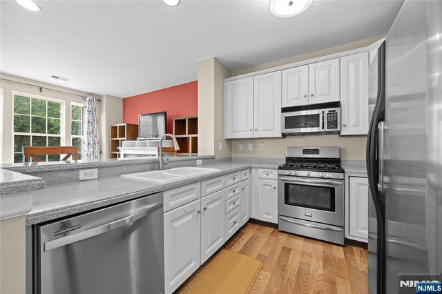 214 Riverwalk Way L125, Clifton, NJ 07014