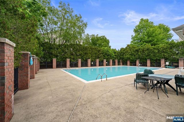 214 Riverwalk Way L125, Clifton, NJ 07014