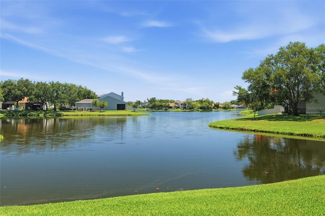 1070 SANABEL COURT NE, St Petersburg, FL 33702