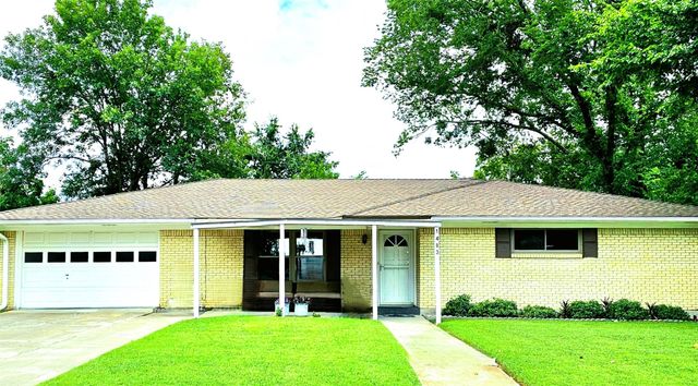 1403 Royal Drive, Kaufman, TX 75142