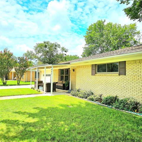 1403 Royal Drive, Kaufman, TX 75142
